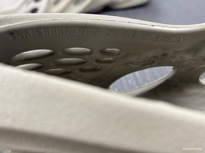 Stone Sage Yeezy GX4472 RNNR Foam Adidas 0816